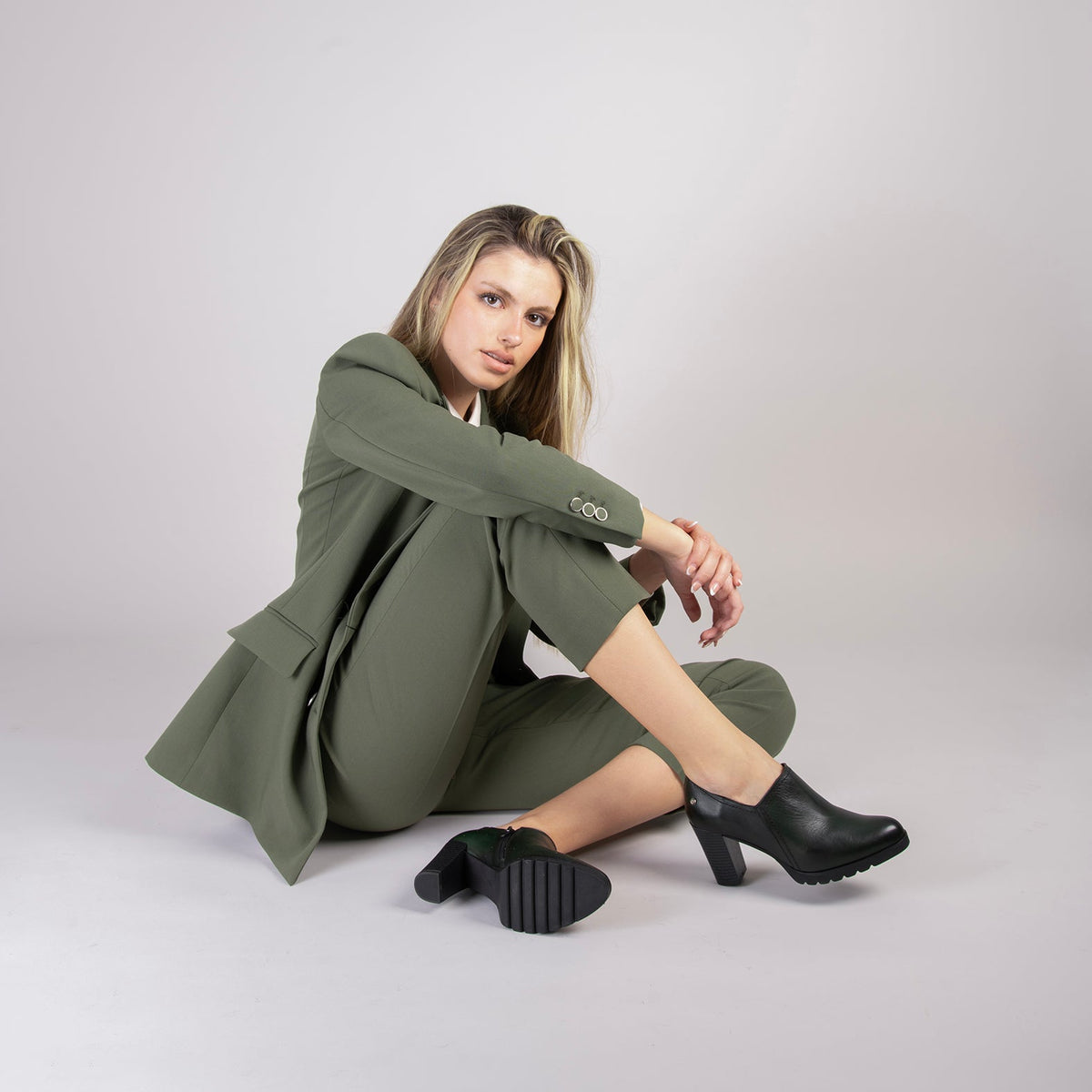 Negro | DAYANA · vista 6