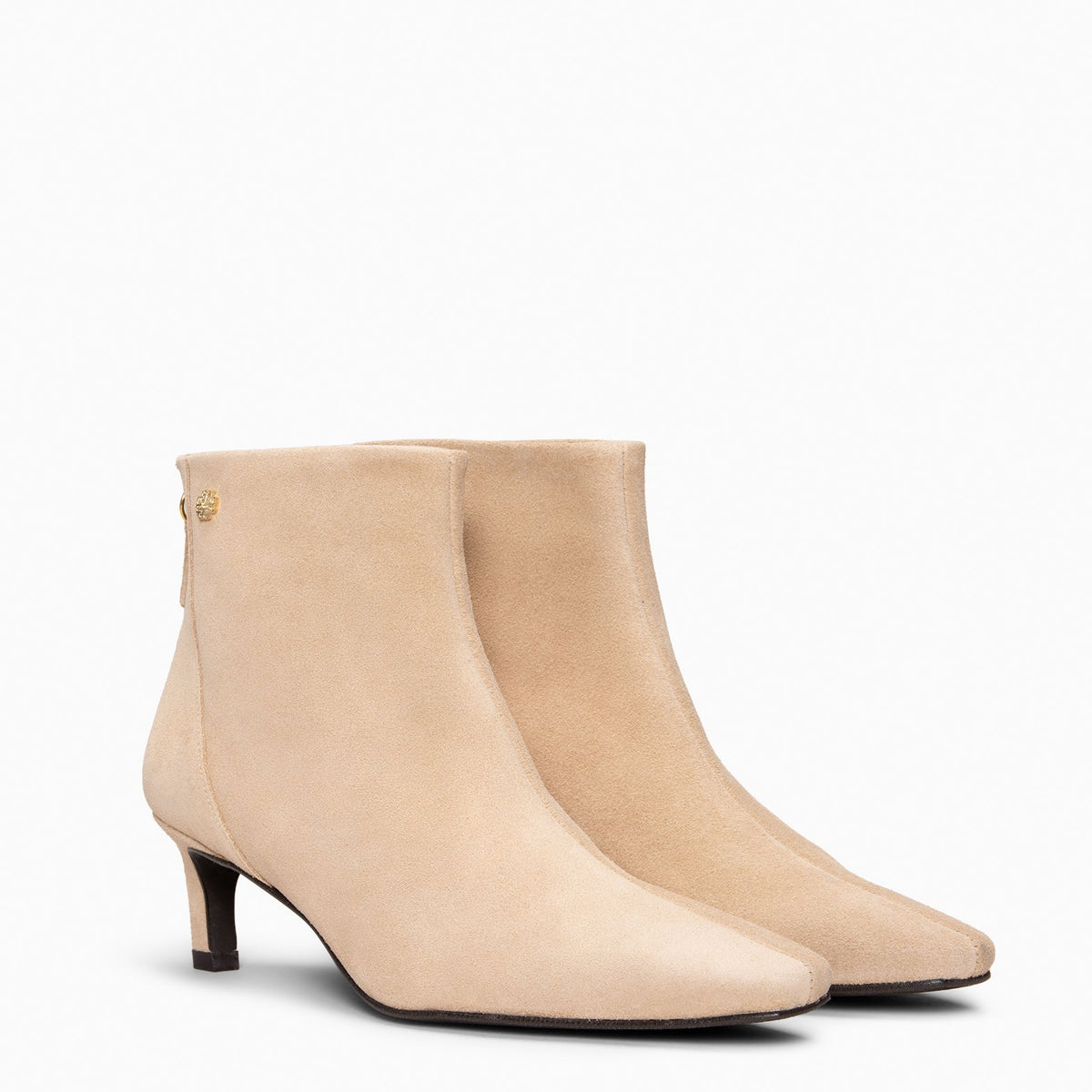 Beige | LUISA · vista 2