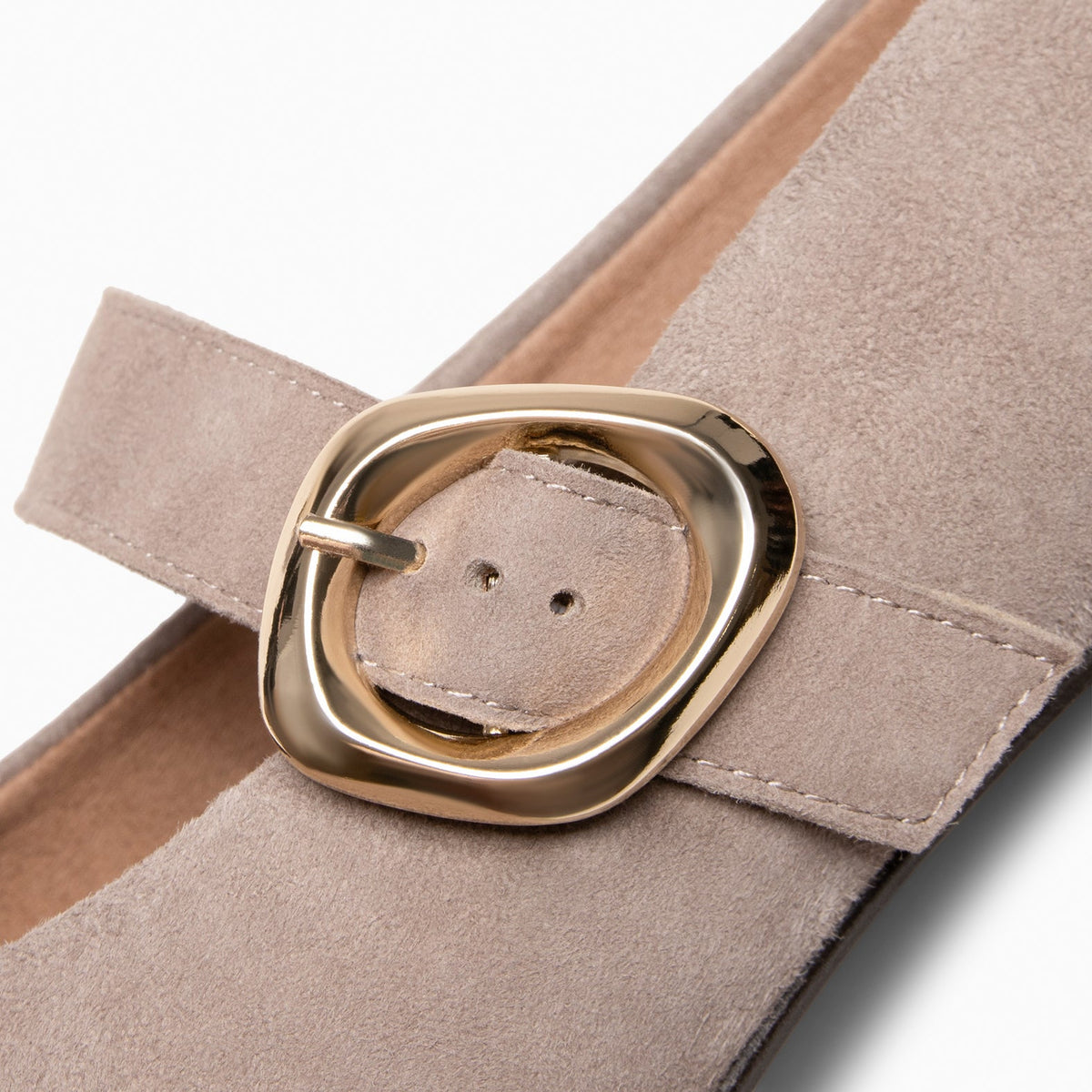 Taupe | MILA · vista 4