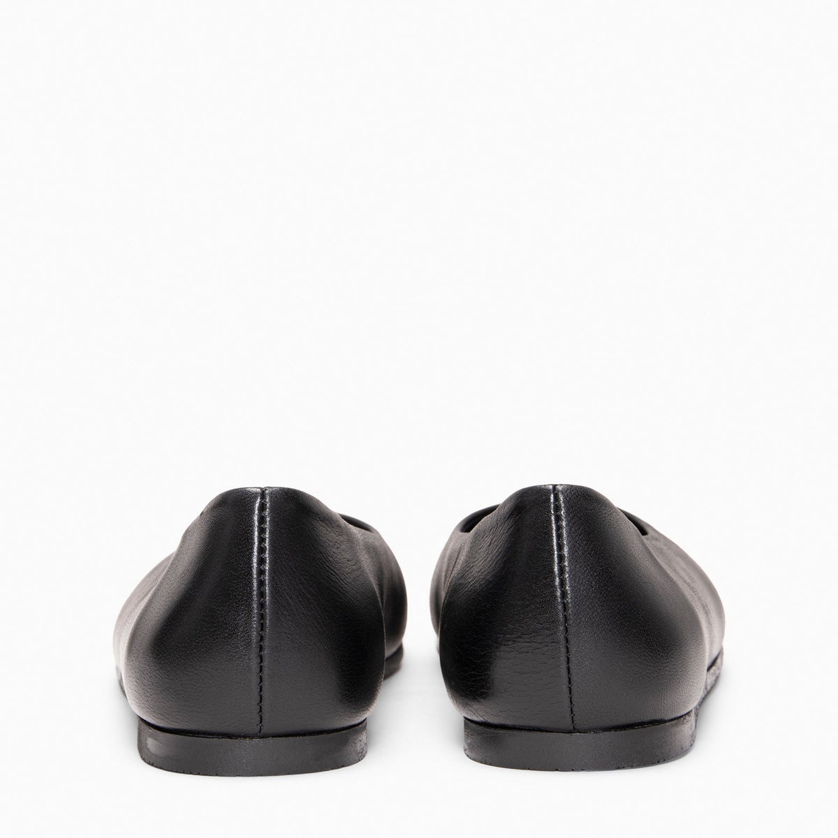 Negro | CALA · vista 4