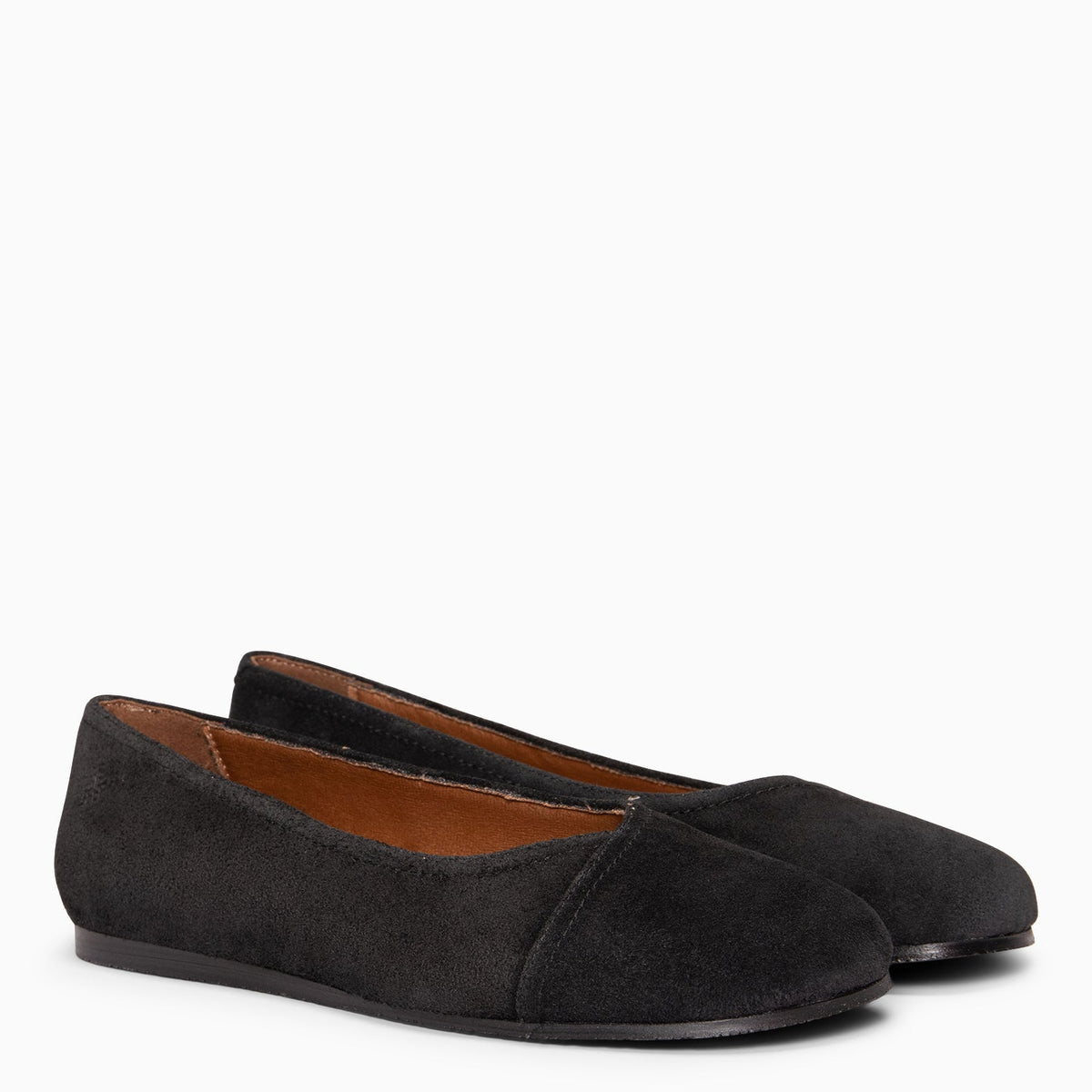 Negro | PLUMA · vista 2