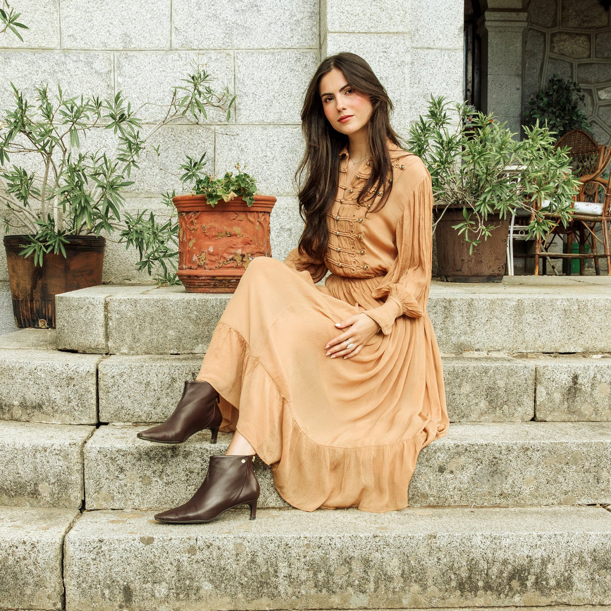 Beige | LUISA · vista 8