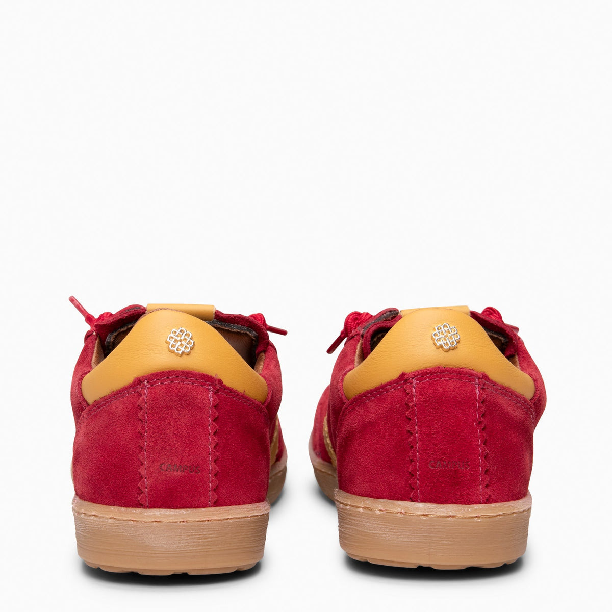 Rojo | STÜDIO 01 · vista 6