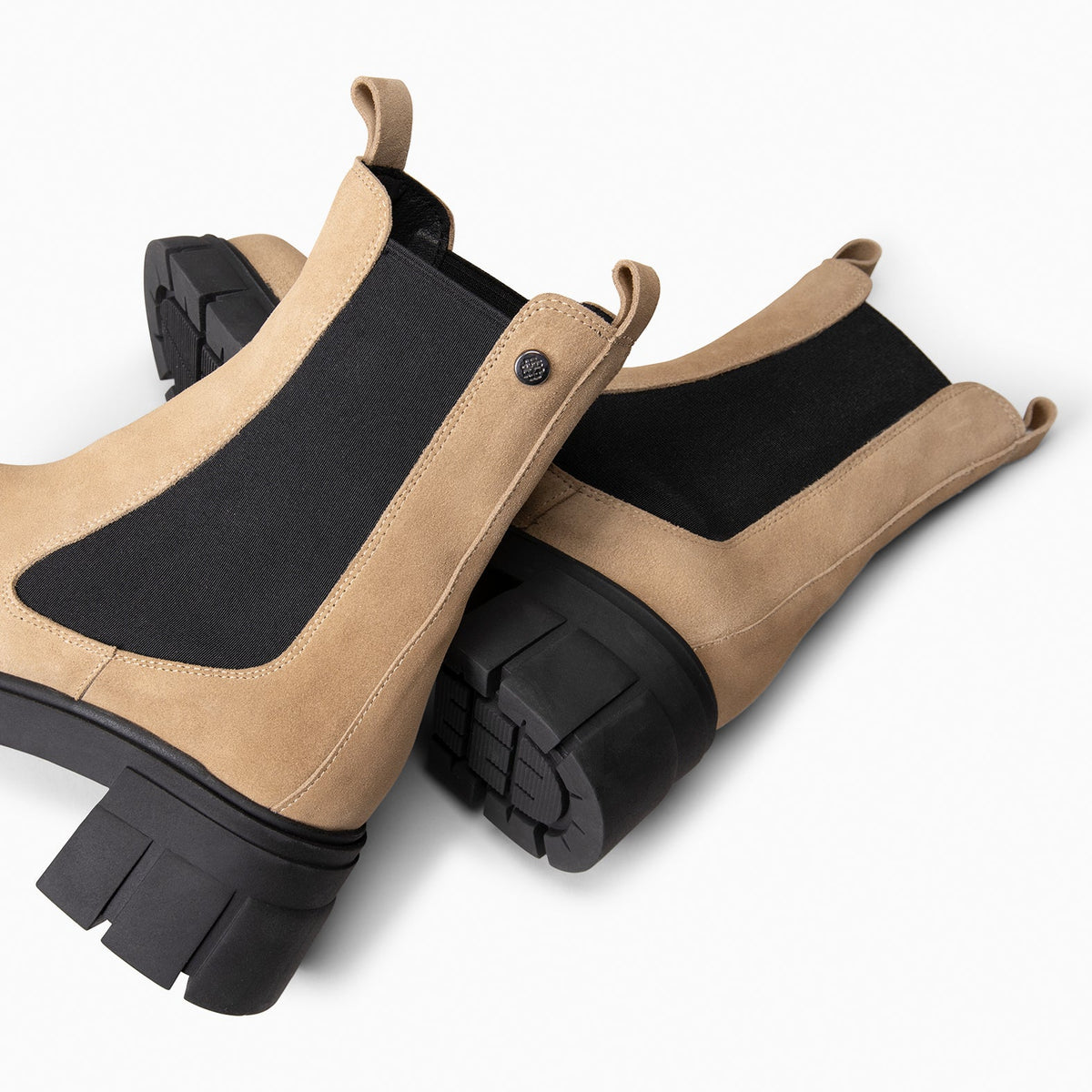 Beige | LUCIA · vista 7