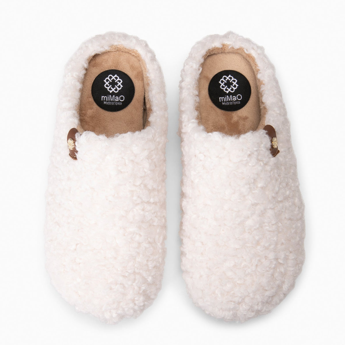 Crudo | KOMFY DREAMS · vista 2