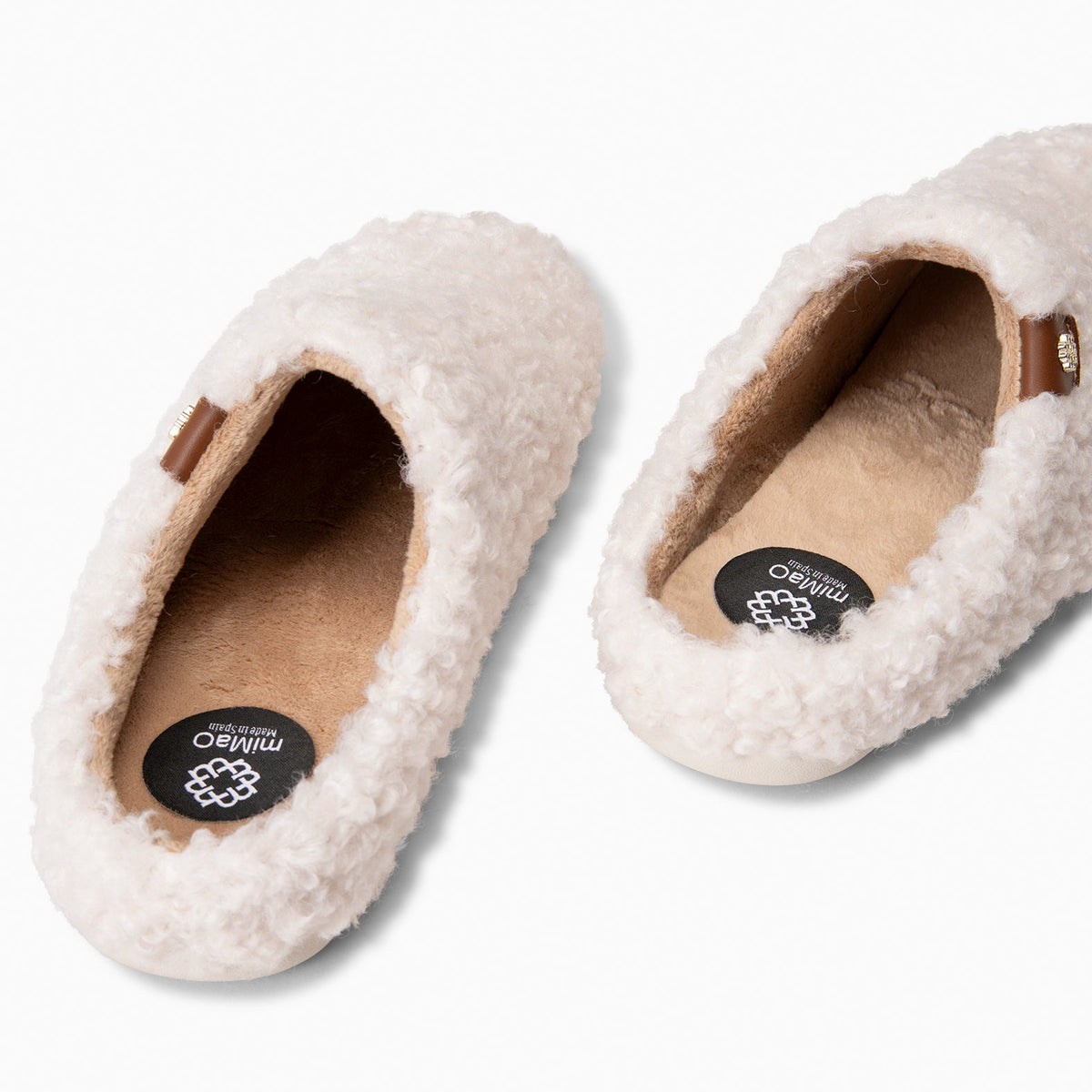 Crudo | KOMFY DREAMS · vista 4