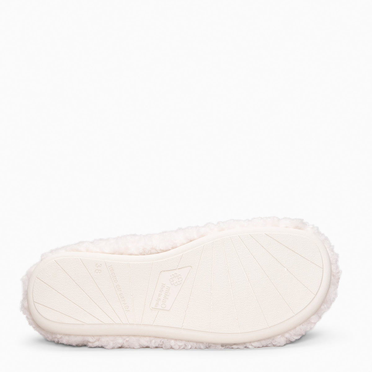 Crudo | KOMFY DREAMS · vista 7