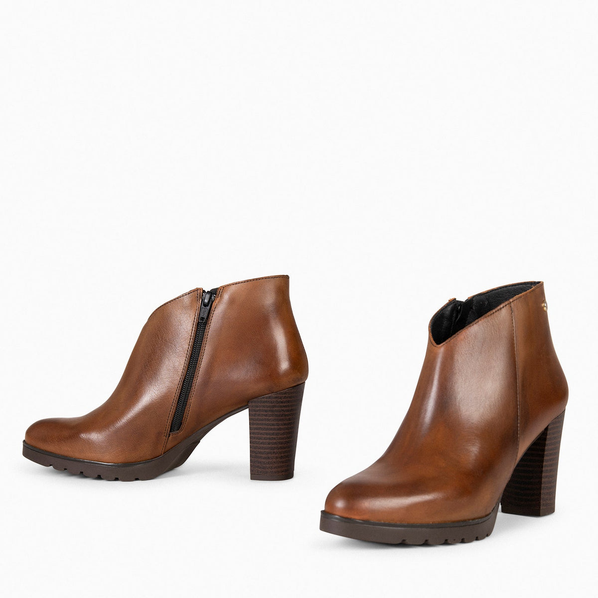 Cuero | CLASSIC · vista 5
