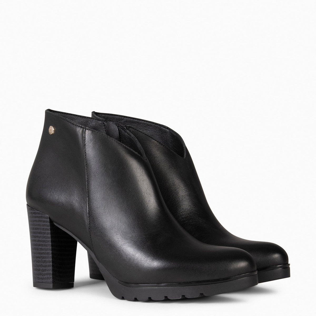 Negro | CLASSIC · vista 2