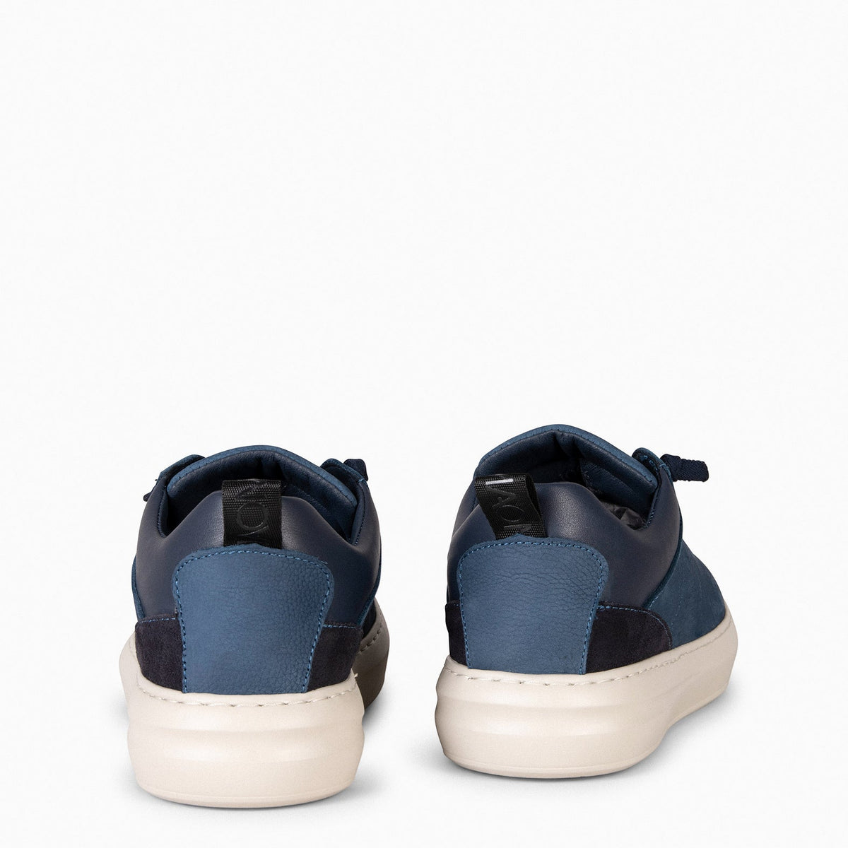 TOLOSA · Jeans
