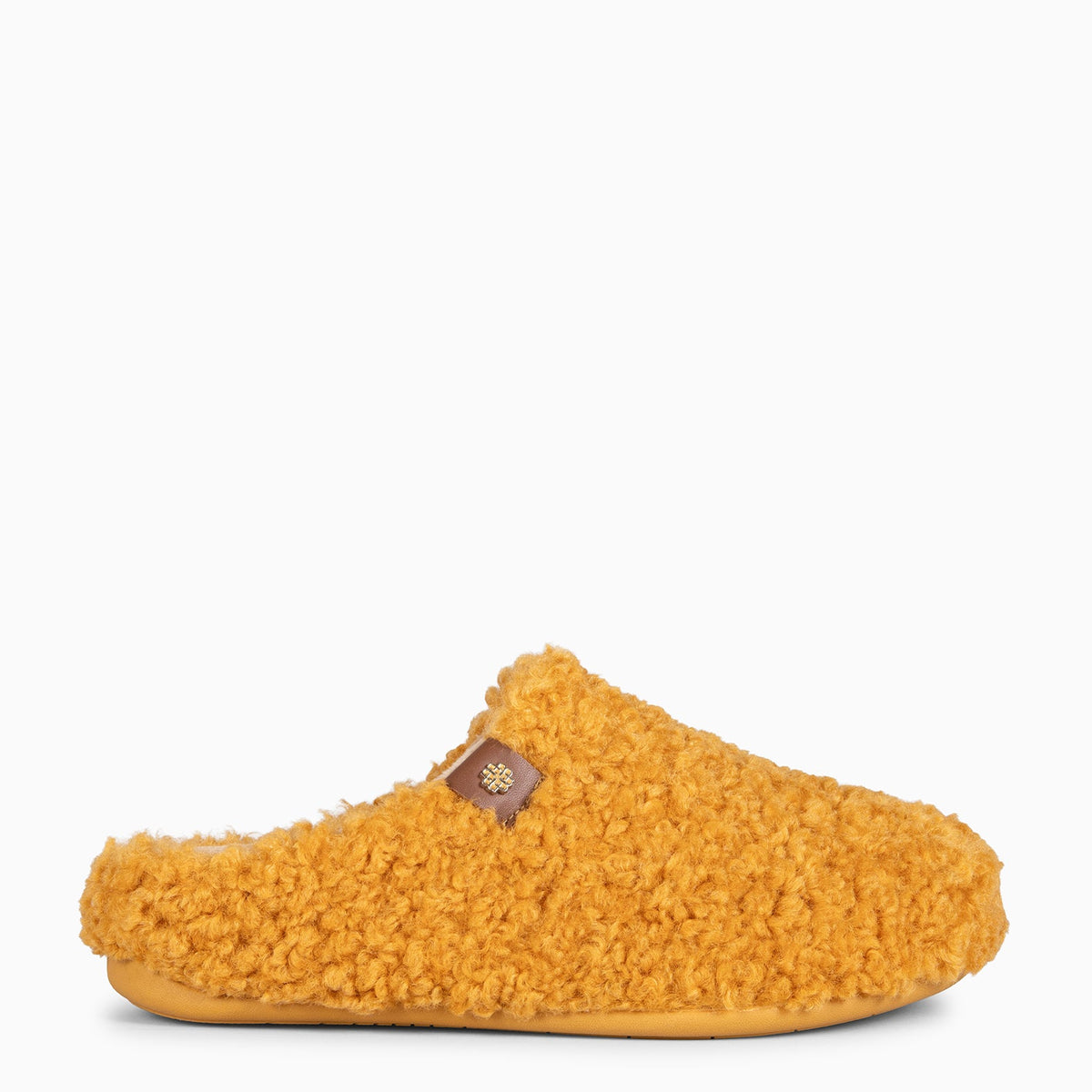 Ocre | KOMFY DREAMS · vista 1